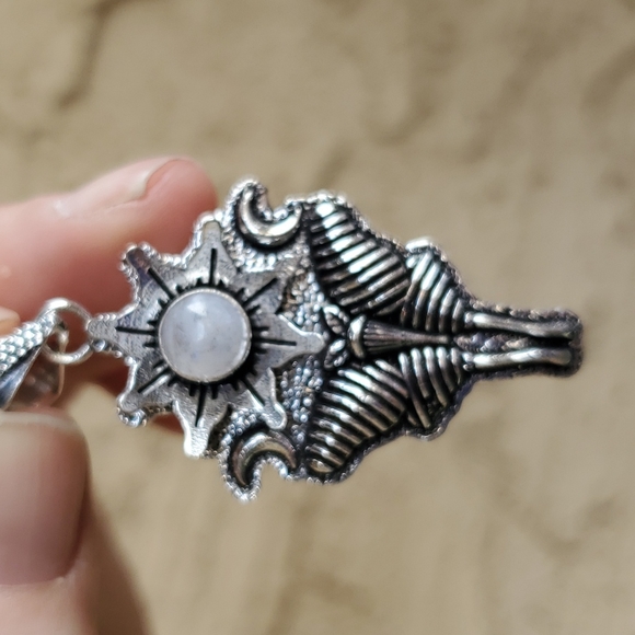 New Rainbow Moonstone 925 Silver Luna Moth Double Crescent Moon Pendant. - Picture 8 of 11